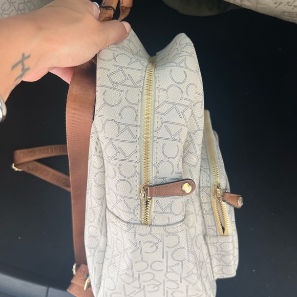 Calvin Klein Bookbag - Picture 3 of 4